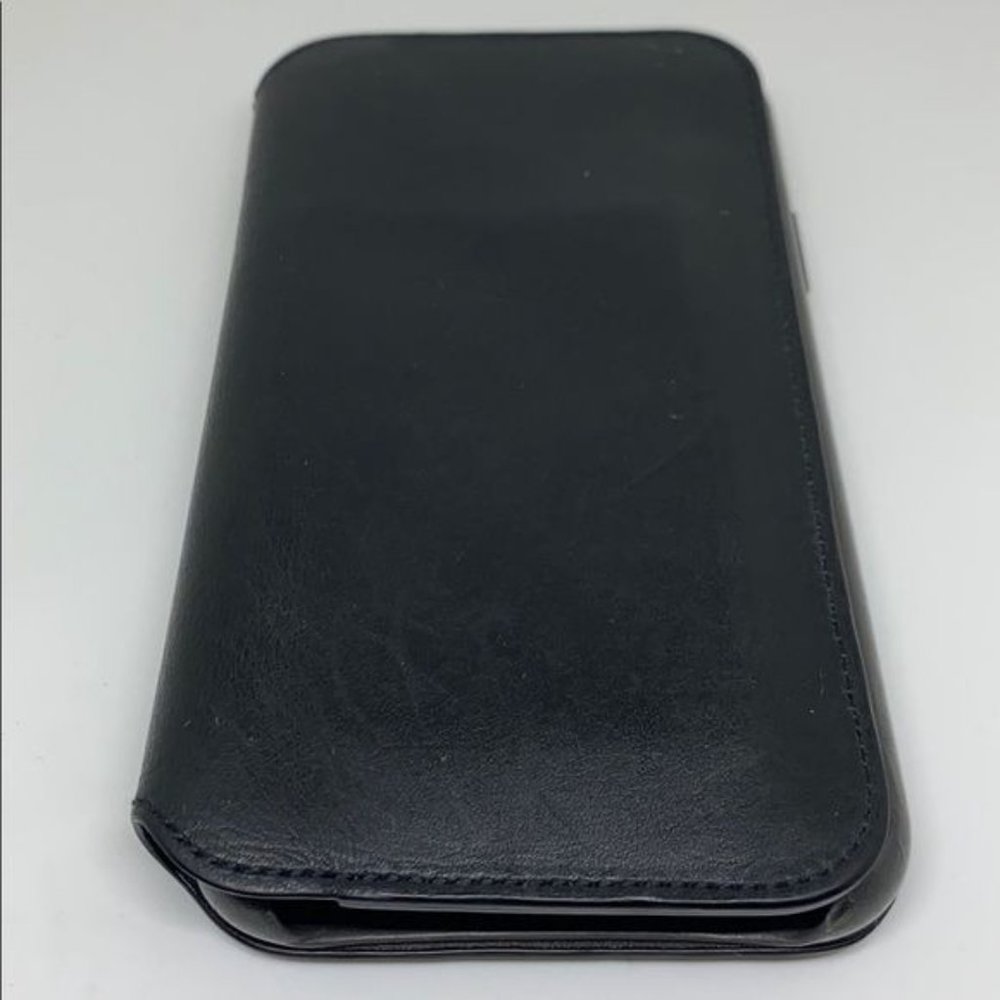 Apple iPhone X Genuine Leather Folio Case - Picture 2 of 5